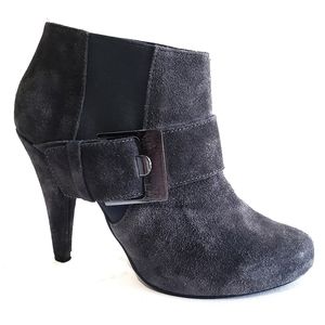 Steve Madden Grey Leather Heels Size 7